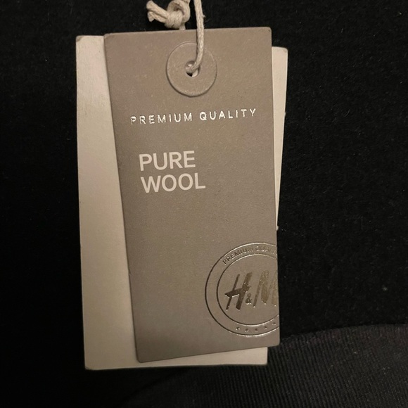 H&M premium wool hat - Picture 2 of 3
